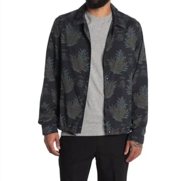Trench Coat Size for men:M